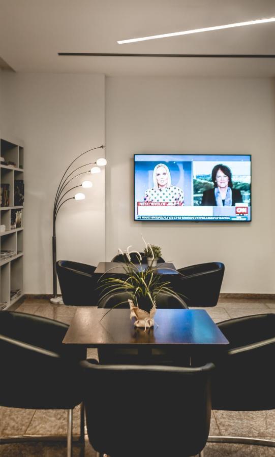 Benjamin Business Hotel Herzelia Eksteriør bilde