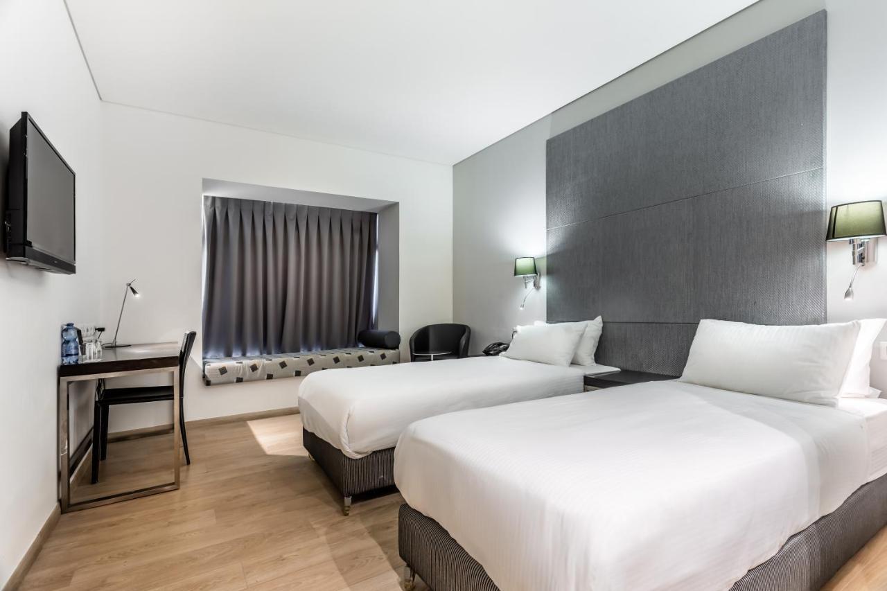 Benjamin Business Hotel Herzelia Eksteriør bilde
